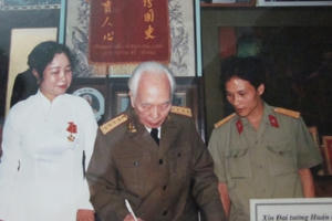 Người lưu nhiều giữ bút tích của vị tướng huyền thoại Võ Nguyên Giáp