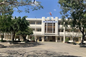 Vụ tranh chấp hợp đồng thuê căn tin Trường THPT Đoàn Kết: Lỗi ở người tiền nhiệm?