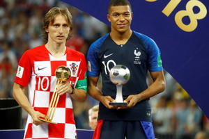Kylian Mbappe đoạt giải Cầu thủ trẻ hay nhất World Cup 2018 Kylian Mbappe đoạt giải Cầu thủ trẻ hay nhất World Cup 2018