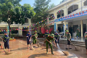 Thủ tướng yêu cầu báo cáo về thiệt hại và khắc phục sau cơn bão số 11 đối với ngành giáo dục