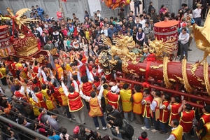 Đồng Kỵ trước ngày hội pháo