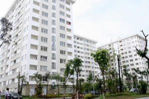 Địa ốc 24h: Xây dựng chính sách tổng thể NƠXH tại Việt Nam, nhiều khu tái định cư vắng hoe người Địa ốc 24h: Xây dựng chính sách tổng thể NƠXH tại Việt Nam, nhiều khu tái định cư vắng hoe người