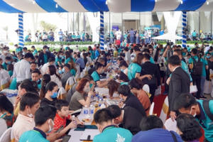 Hơn 1.000 khách hàng tham gia sự kiện khai trương Phòng Kinh doanh và căn hộ mẫu Bien Hoa Universe Complex