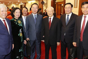 Ngày làm việc thứ nhất của Hội nghị giữa nhiệm kỳ Ban Chấp hành Trung ương Đảng khoá XIII