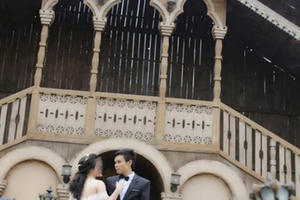 Nghe cuộc gọi lúc 4h, cô dâu gào khóc đòi chết theo chồng