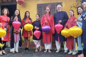 Khích lệ sự tự tôn dân tộc trong bối cảnh hội nhập với thế giới