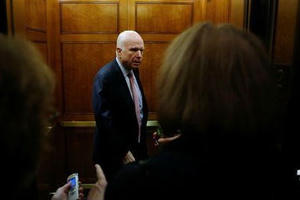 Thượng viện Mỹ ủng hộ tăng mạnh chi tiêu quốc phòng