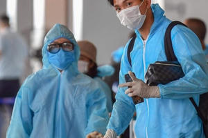 Văn Hậu cách ly y tế tại Quảng Ninh