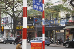 Hà Nội: Phường Lê Đại Hành làm ngơ cho việc trông giữ xe trái phép?