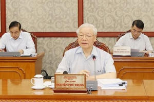 Phòng chống tham nhũng phải đi đôi với phòng chống tiêu cực