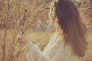 Có một kiểu con gái luôn miệng than ế nhưng lòng lại ngại yêu