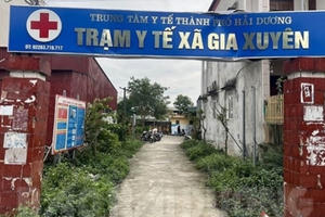 Hải Dương: Trạm trưởng trạm y tế chửi cô gái bị F0 đến xin giấy cách ly y tế là đồ “con điên, con lợn”