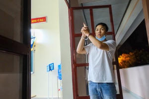 Lâm Đồng: Bắt đối tượng đột nhập trường học trộm cắp tiền và điện thoại