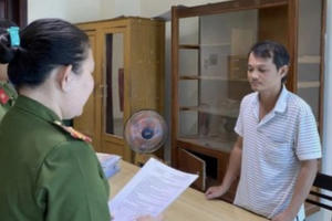 Điều tra cán bộ thuộc Công ty phân bón hoá chất Cần Thơ về hành vi lừa đảo Điều tra cán bộ thuộc Công ty phân bón hoá chất Cần Thơ về hành vi lừa đảo