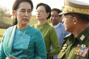 Quân đội Myanmar cách chức 24 bộ trưởng và thứ trưởng sau đảo chính