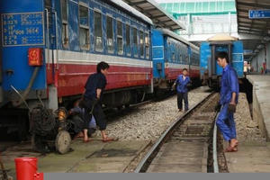 Kiến nghị không chuyển Tổng Công ty đường sắt về Bộ GTVT