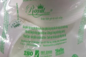 Hiểm họa từ bát, đĩa rửa công nghiệp