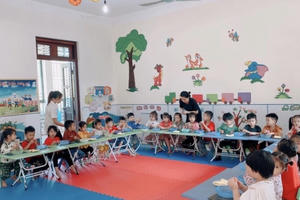 Dự thảo giáo viên mầm non được hỗ trợ tối thiểu 960.000 đồng/tháng