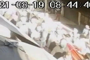 Hà Nội: Đình chỉ Chủ tịch xã vì để đám tang đông người trong mùa dịch