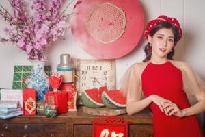 Ngọc Ánh tung bộ  ảnh chào xuân cùng thông điệp "đón Tết hiện đại giữ nét truyền thống"