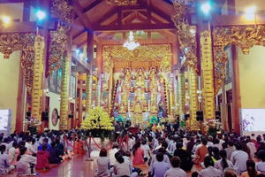 10h sáng nay, họp báo việc "thỉnh vong - cúng oan gia trái chủ" ở Chùa Ba vàng