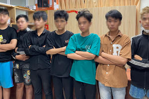 Đồng Nai: Bắt 9 đối tượng gây ra nhiều vụ cướp giật trên quốc lộ Đồng Nai: Bắt 9 đối tượng gây ra nhiều vụ cướp giật trên quốc lộ