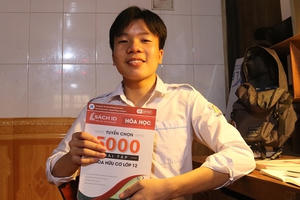 Nam sinh “con nhà nông” đạt 2 điểm 10 với ước mơ trở thành bác sỹ