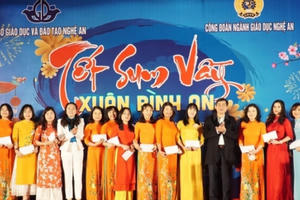 "Tết sum vầy" cho giáo viên, người lao động các trường ngoài công lập