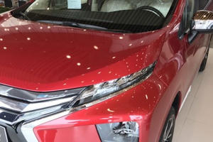 Cám cảnh đi mua xe đời mới, nhân viên “hét” thêm 20-40 triệu nữa sẽ có xe ngay!