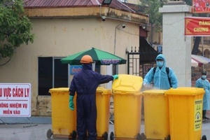 Thành phố Hồ Chí Minh: Xử lý rác thải tại các khu cách ly như thế nào?