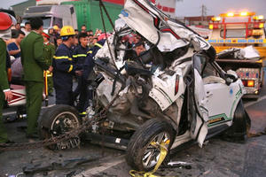 Tạm giữ tài xế gây tai nạn liên hoàn trên Quốc lộ 5, khiến 2 người tử vong