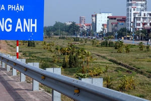 “Sốt” đất nền ven Hà Nội: Bộ Xây dựng có trách nhiệm gì?