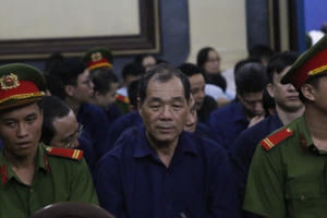 Xét xử Phạm Công Danh và đồng phạm: “Đại gia” Trầm Bê gặp vấn đề về sức khỏe?