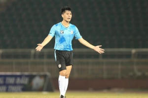 Đình Trọng, Duy Mạnh mất phong độ, HLV Park Hang Seo có cần lo lắng?