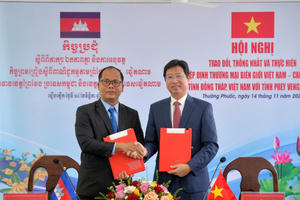 Đồng Tháp và Prey Veng ký biên bản thống nhất Hiệp định Thương mại biên giới Việt Nam - Campuchia Đồng Tháp và Prey Veng ký biên bản thống nhất Hiệp định Thương mại biên giới Việt Nam - Campuchia