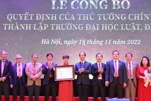 Công bố quyết định của Thủ tướng thành lập Trường đại học Luật