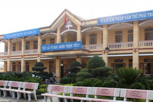 Khởi tố vụ bảo vệ bị tố có hành vi dâm ô nhiều học sinh Khởi tố vụ bảo vệ bị tố có hành vi dâm ô nhiều học sinh