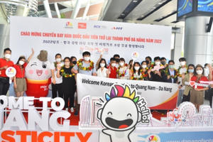 Đà Nẵng đón chuyến bay chở khách Hàn Quốc trở lại sau 2 năm gián đoạn