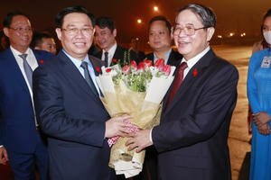 Chủ tịch Quốc Hội Vương Đình Huệ lên đường thăm Cuba, Argentina và Đông Uruguay