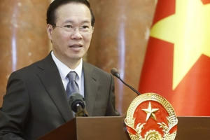 Xây dựng đội ngũ trí thức vững mạnh để nâng tầm trí tuệ của dân tộc