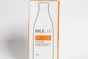 Thu hồi sữa hạnh nhân Milk Lab nhập từ Úc nghi nhiễm khuẩn