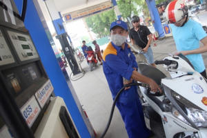 Từ chiều nay (2/7), giá xăng, dầu đồng loạt "tăng mạnh" sau 3 kỳ "giảm nhẹ" liên tiếp