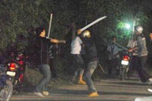 Ghen tuông mù quáng, mang dao truy sát khiến hai người thương vong