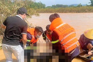 Nghệ An: Tìm thấy thi thể nữ kế toán bệnh viện mất tích dưới sông Hiếu
