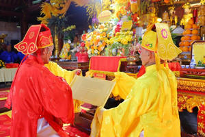 Trang nghiêm Lễ hội Đền Ông Hoàng Mười năm 2025