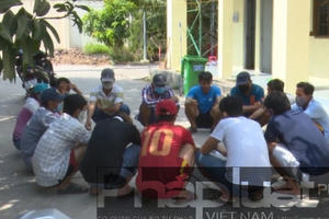 An Giang: Bắt quả tang 15 đối tượng đánh bạc dưới hình thức lắc tài xỉu và đá gà