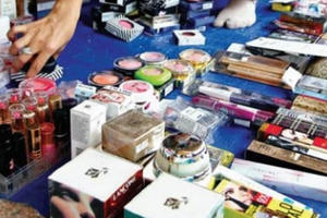 Nhiều “lỗ hổng” trong việc quản lý thị trường mỹ phẩm