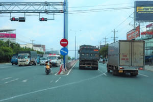 Bình Dương tiếp tục thí điểm phân luồng giao thông theo giờ, theo tuyến