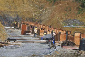 Đường sắt bằng nửa GDP: Lào tin tránh bẫy nợ Trung Quốc