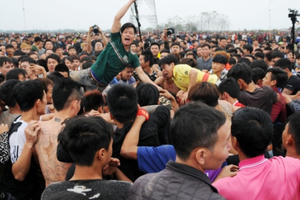 Không được tổ chức các nghi lễ bạo lực trong lễ hội